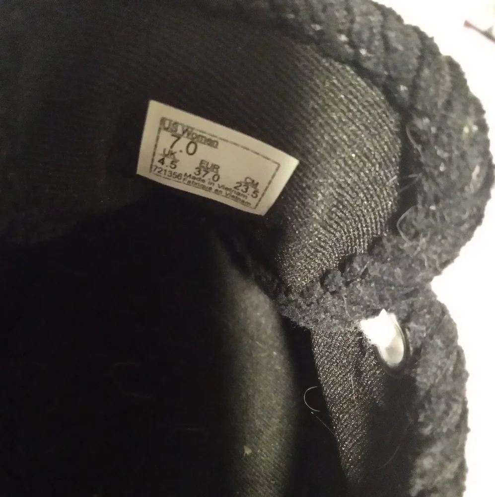 VANS - Picture 3 of 3